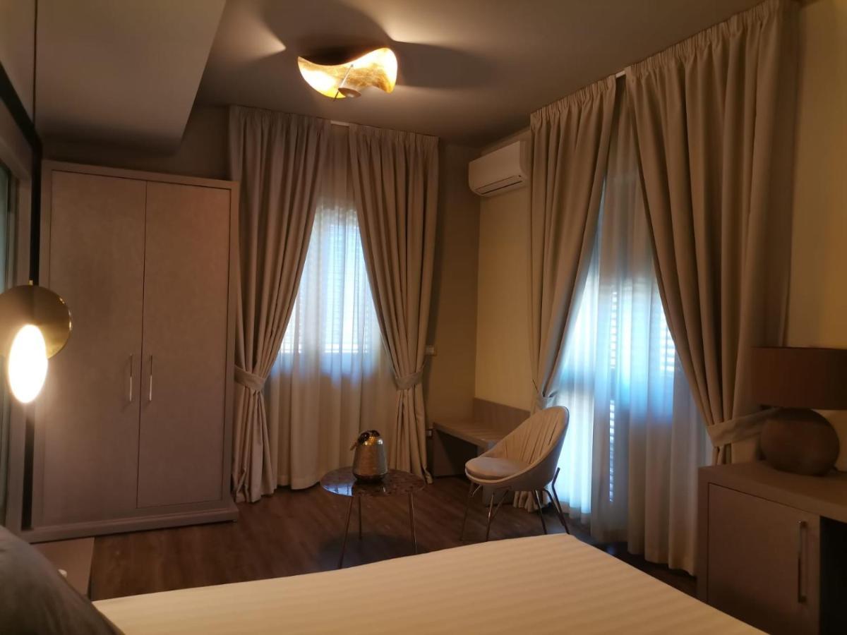 Del Gaudio Guesthouse Torre Melissa Εξωτερικό φωτογραφία