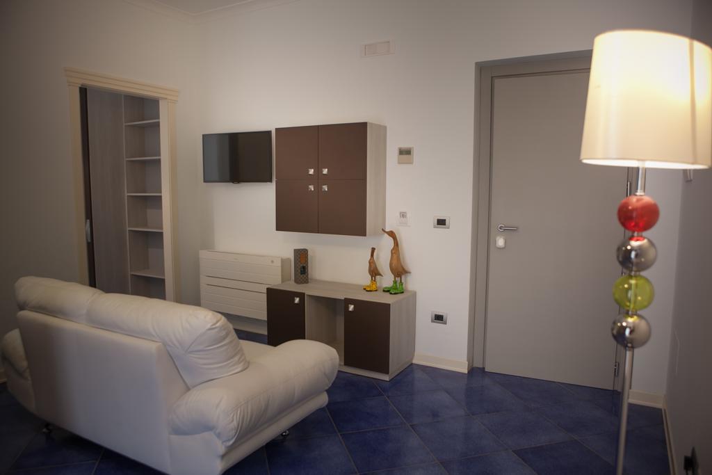 Del Gaudio Guesthouse Torre Melissa Εξωτερικό φωτογραφία