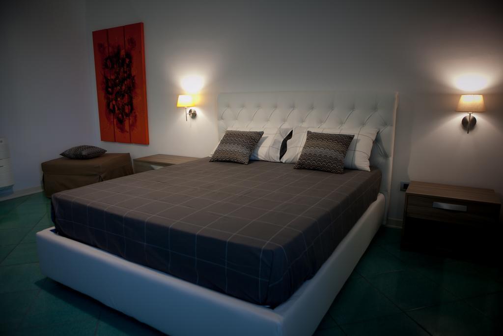 Del Gaudio Guesthouse Torre Melissa Εξωτερικό φωτογραφία